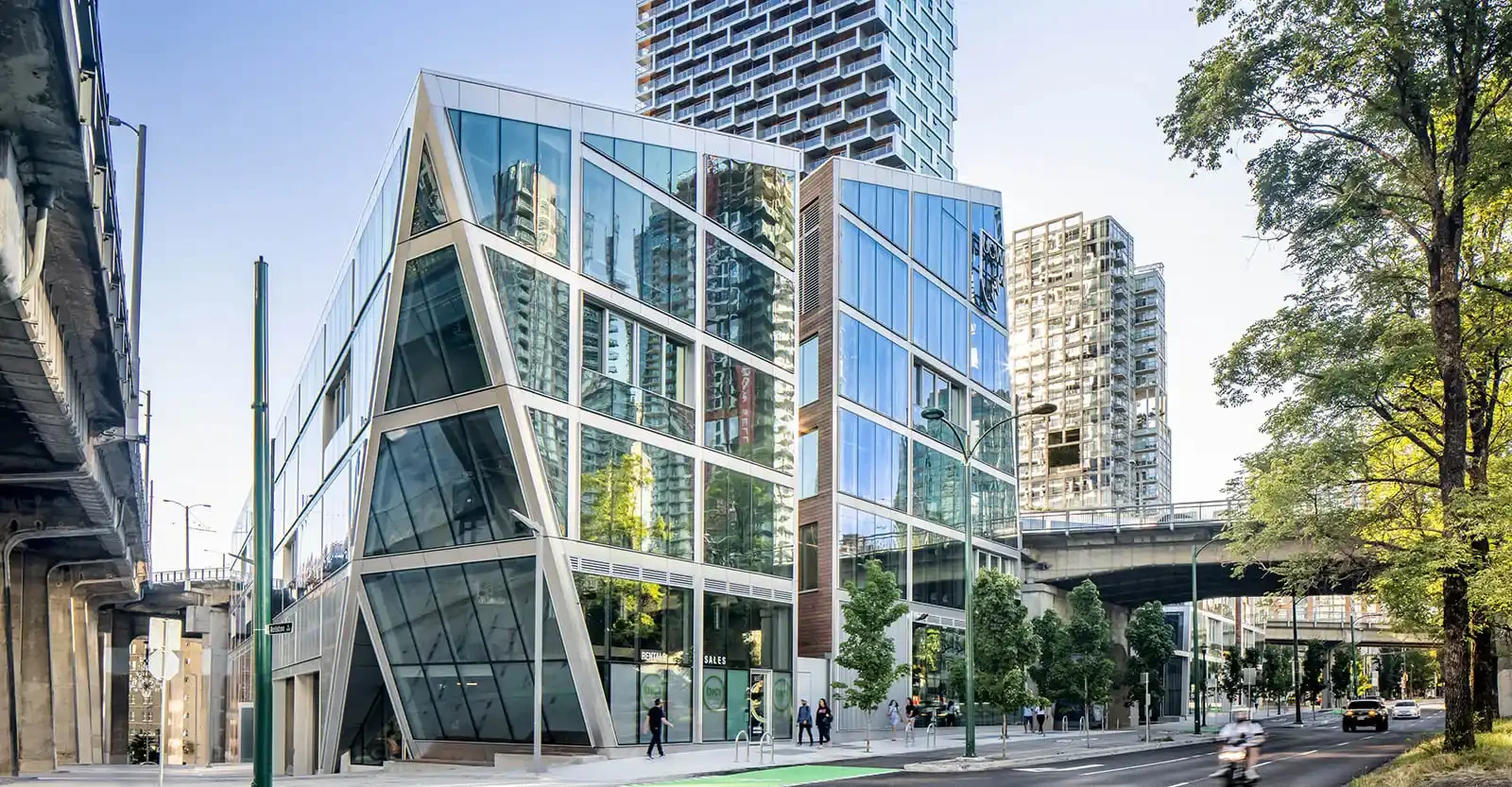 University Canada West (UCW)
